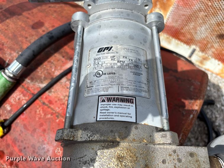 image for item FB3359 (2) fuel tanks