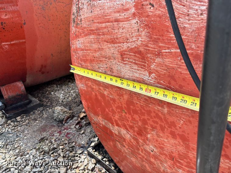 image for item FB3359 (2) fuel tanks