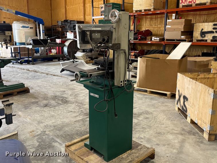 image for item FB3361 2023 Grizzly Industrial G0759 milling machine
