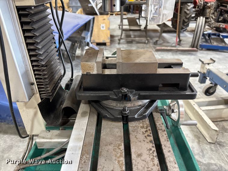 image for item FB3361 2023 Grizzly Industrial G0759 milling machine