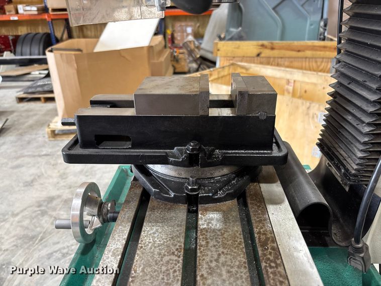 image for item FB3361 2023 Grizzly Industrial G0759 milling machine