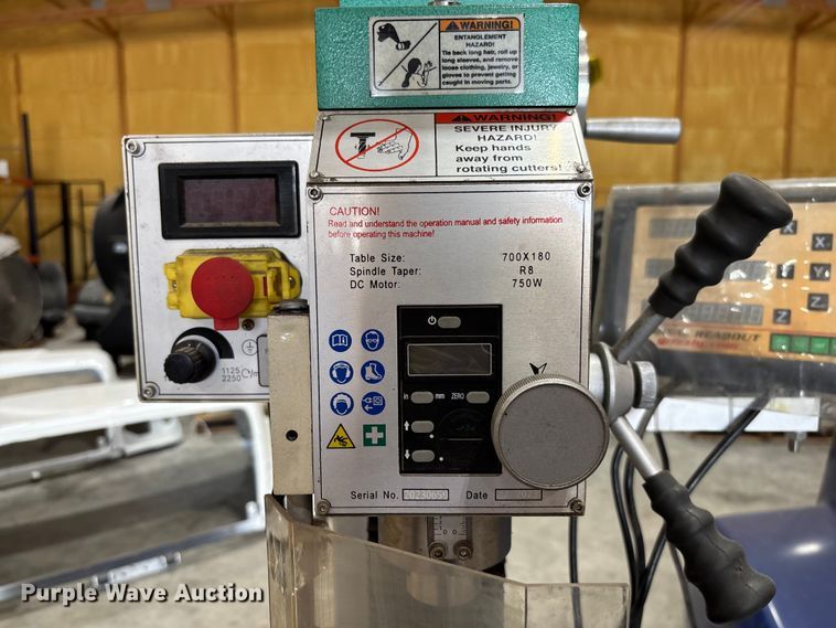 image for item FB3361 2023 Grizzly Industrial G0759 milling machine