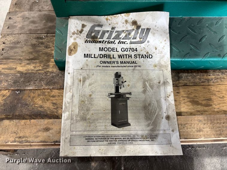 image for item FB3361 2023 Grizzly Industrial G0759 milling machine
