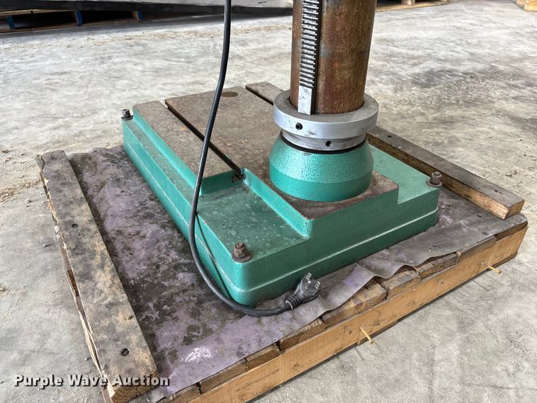 image for item FB3363 2020 Grizzly G0784 drill press