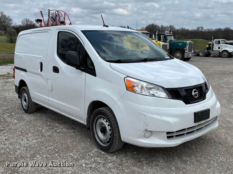 image for item FB3364 2021 Nissan NV200 van