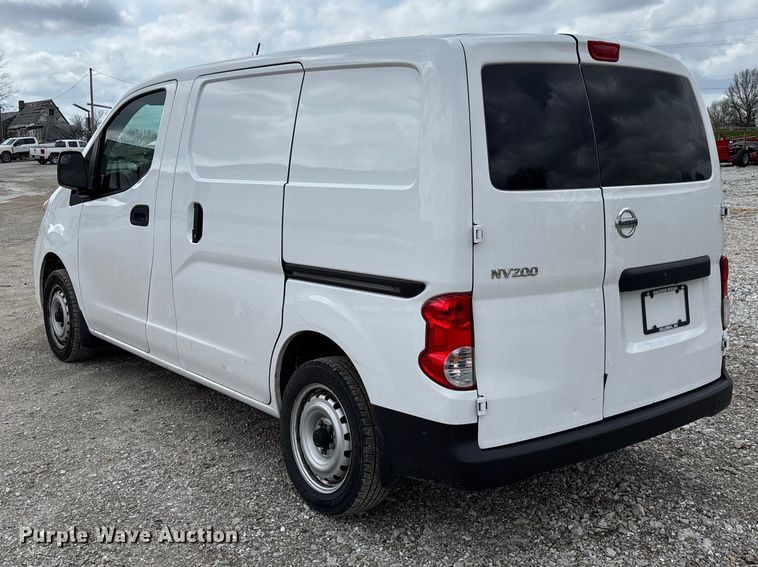 image for item FB3364 2021 Nissan NV200 van