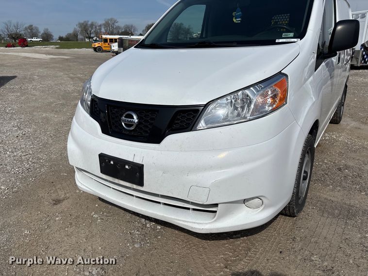 image for item FB3364 2021 Nissan NV200 van