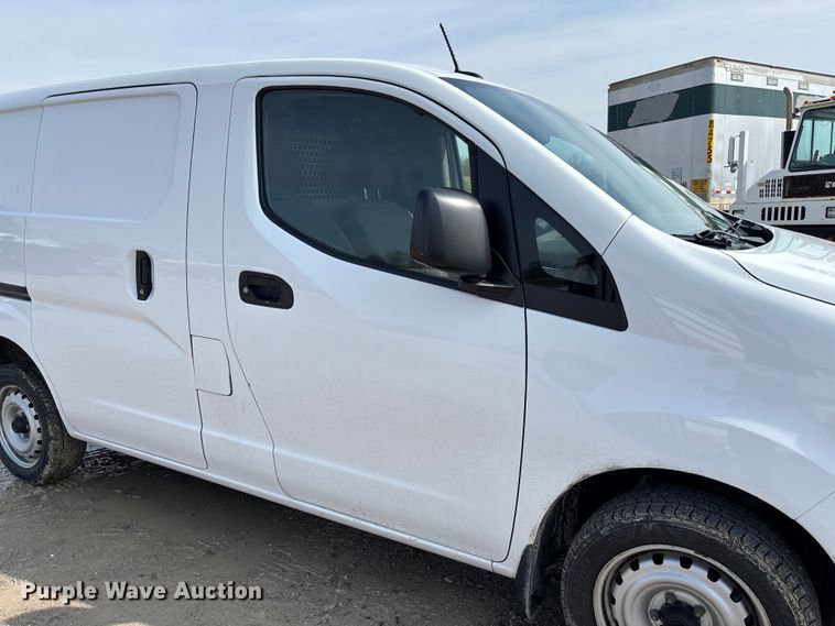 image for item FB3364 2021 Nissan NV200 van