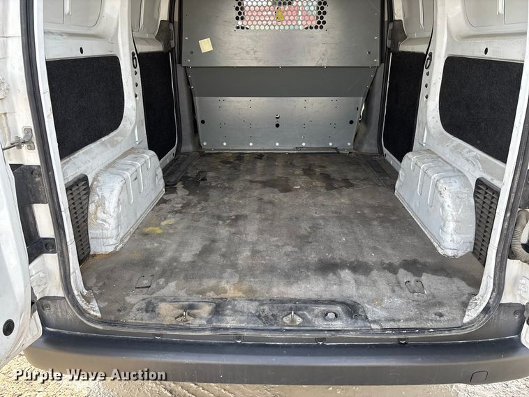 image for item FB3364 2021 Nissan NV200 van