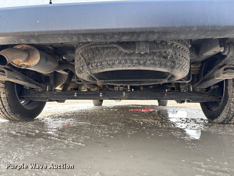 image for item FB3364 2021 Nissan NV200 van