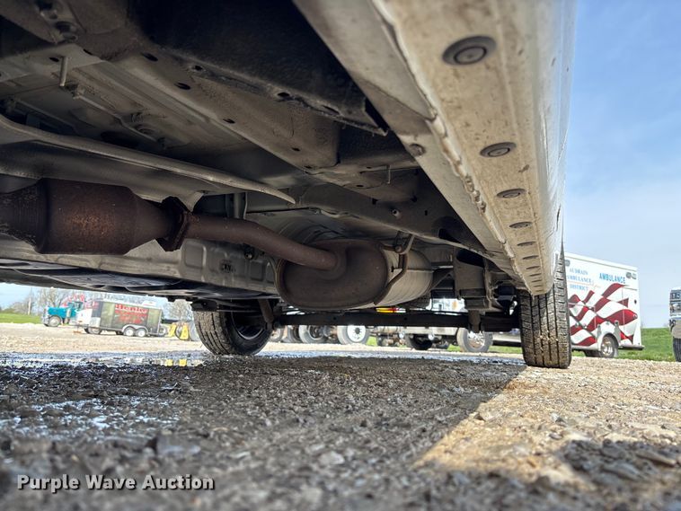 image for item FB3364 2021 Nissan NV200 van