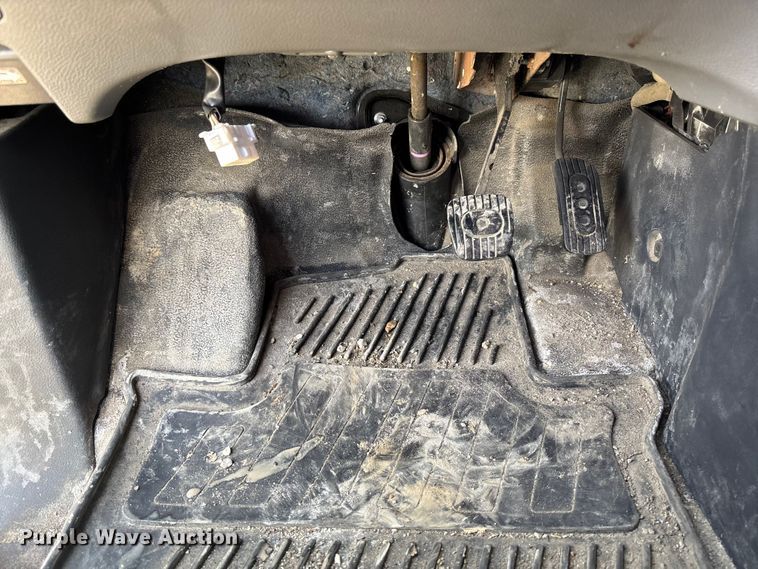 image for item FB3364 2021 Nissan NV200 van