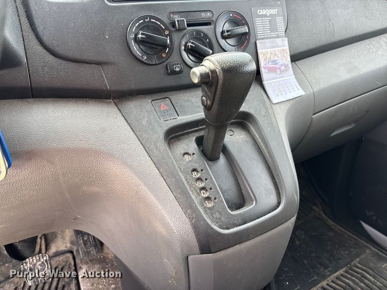 image for item FB3364 2021 Nissan NV200 van