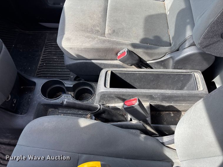 image for item FB3364 2021 Nissan NV200 van