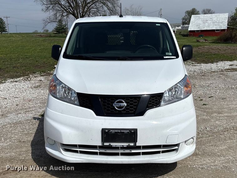 image for item FB3365 2021 Nissan NV200 van