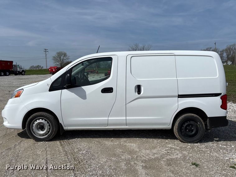 image for item FB3365 2021 Nissan NV200 van