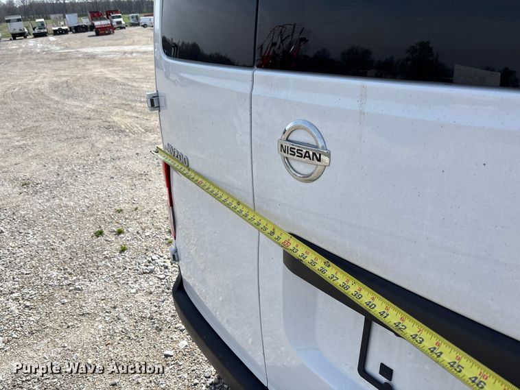 image for item FB3365 2021 Nissan NV200 van