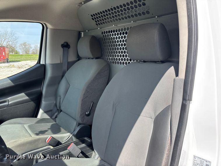 image for item FB3365 2021 Nissan NV200 van
