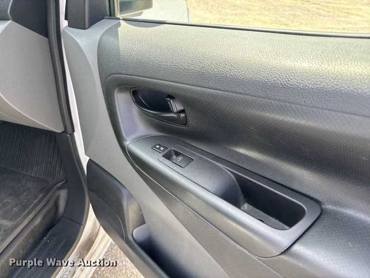 image for item FB3365 2021 Nissan NV200 van
