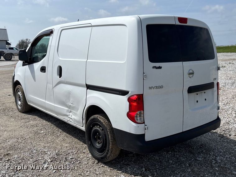 image for item FB3366 2015 Nissan NV200 van