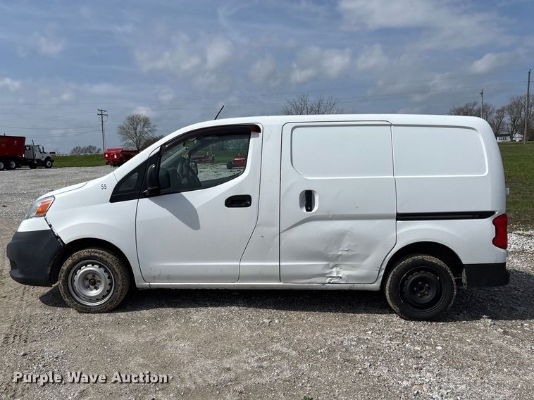 image for item FB3366 2015 Nissan NV200 van