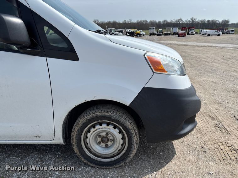 image for item FB3366 2015 Nissan NV200 van