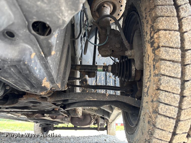 image for item FB3366 2015 Nissan NV200 van