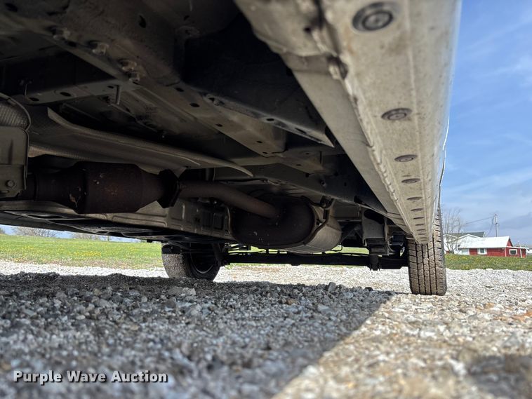 image for item FB3366 2015 Nissan NV200 van