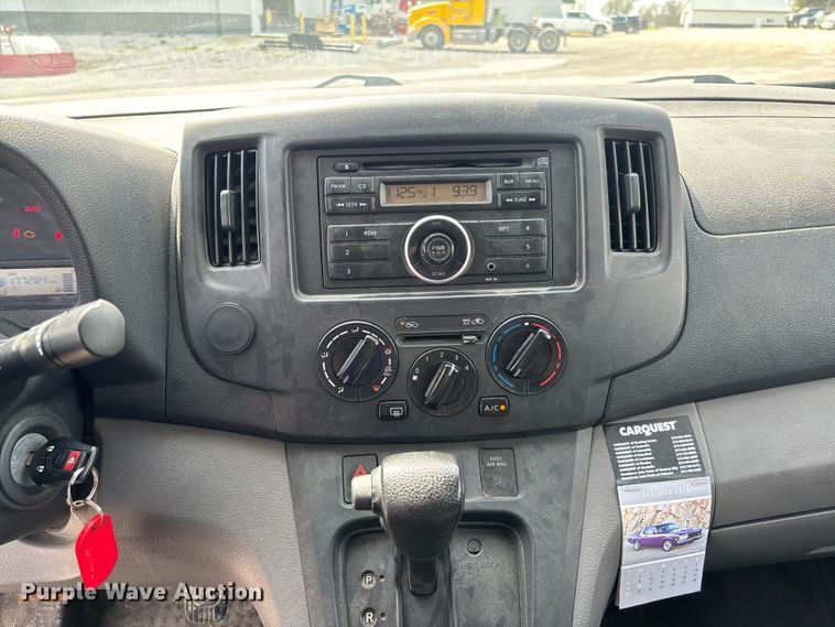 image for item FB3366 2015 Nissan NV200 van