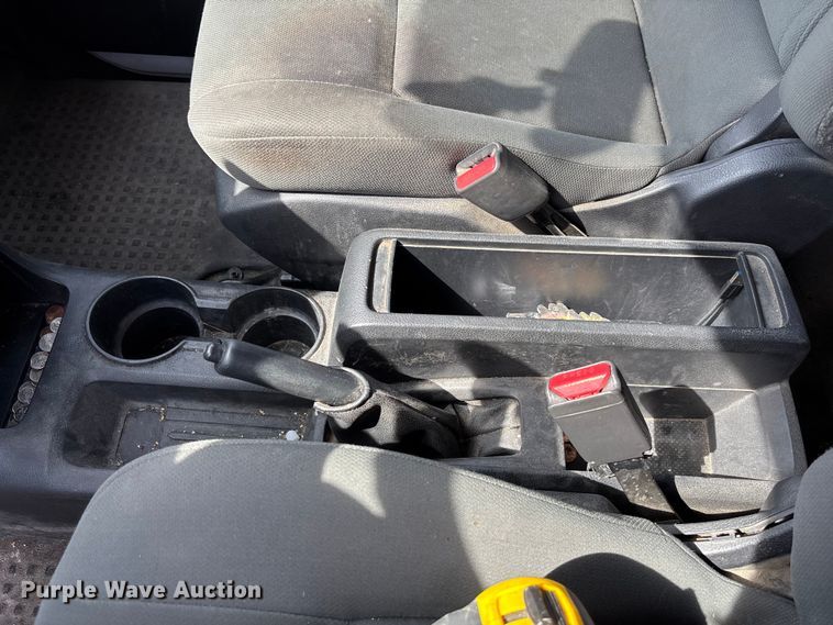 image for item FB3366 2015 Nissan NV200 van