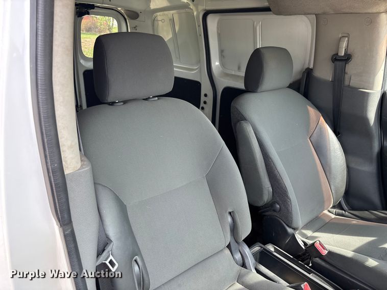 image for item FB3366 2015 Nissan NV200 van