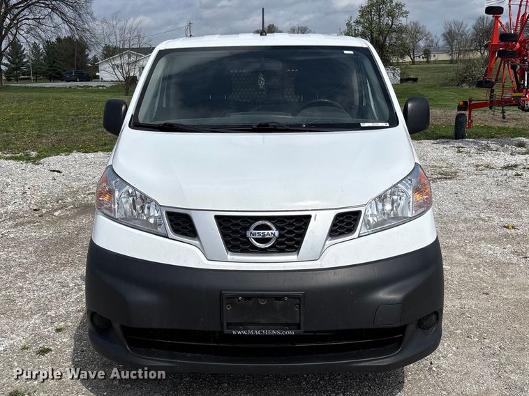 image for item FB3367 2019 Nissan NV200 van