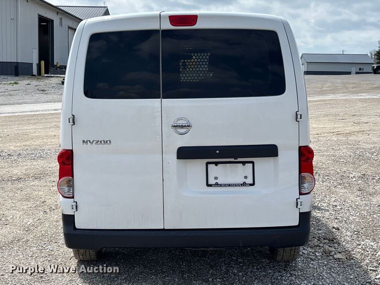image for item FB3367 2019 Nissan NV200 van