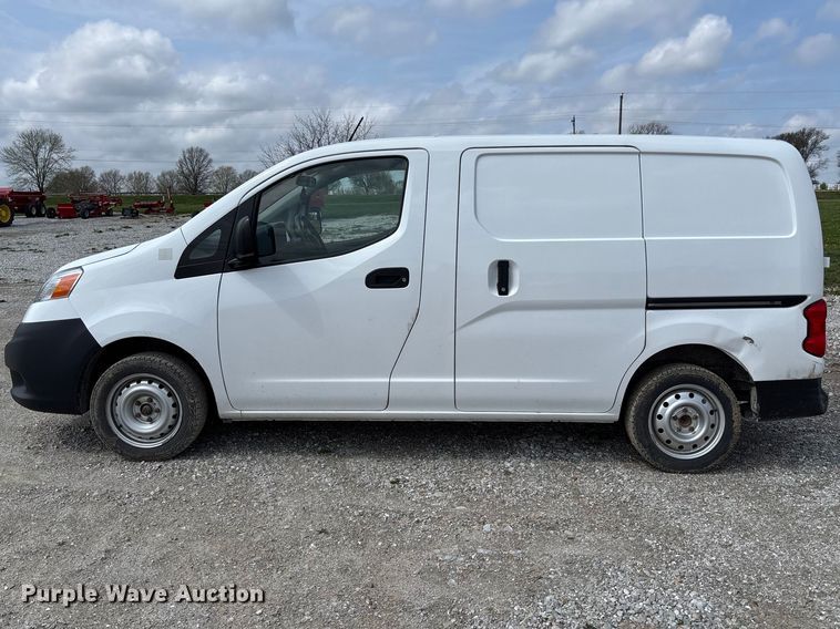 image for item FB3367 2019 Nissan NV200 van
