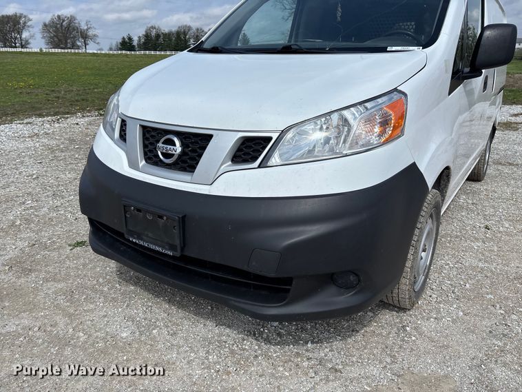 image for item FB3367 2019 Nissan NV200 van