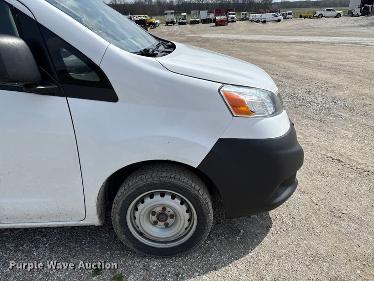 image for item FB3367 2019 Nissan NV200 van