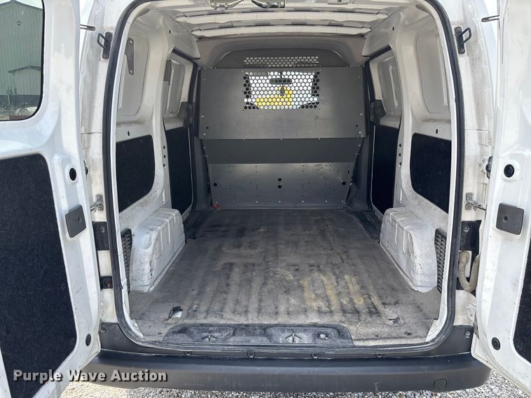 image for item FB3367 2019 Nissan NV200 van
