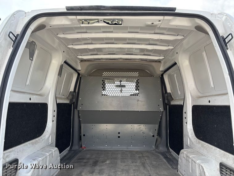 image for item FB3367 2019 Nissan NV200 van