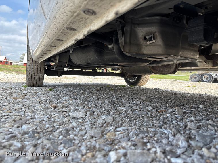 image for item FB3367 2019 Nissan NV200 van