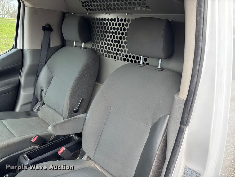 image for item FB3367 2019 Nissan NV200 van