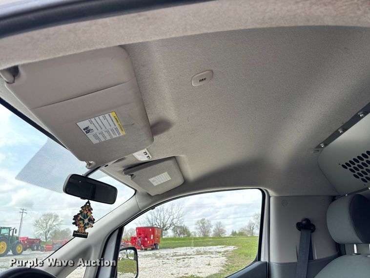 image for item FB3367 2019 Nissan NV200 van