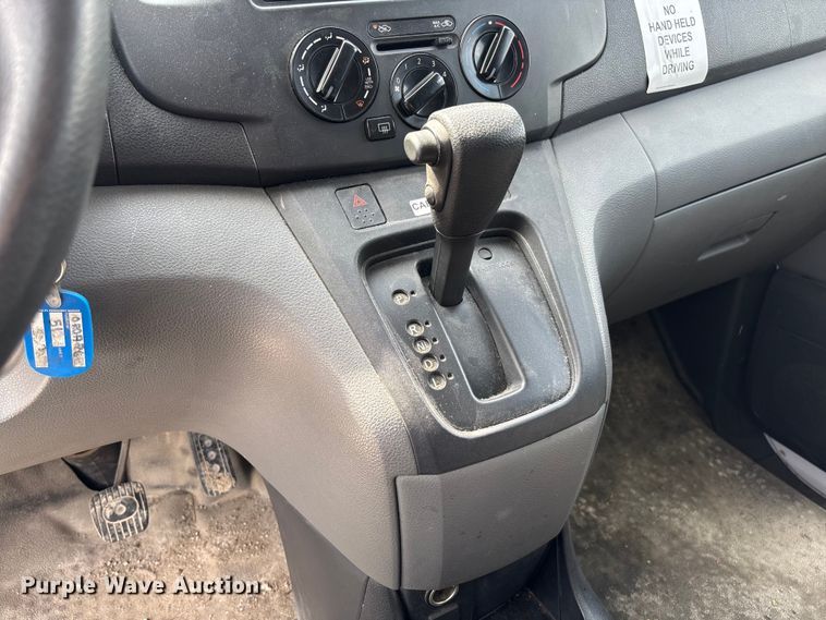 image for item FB3367 2019 Nissan NV200 van