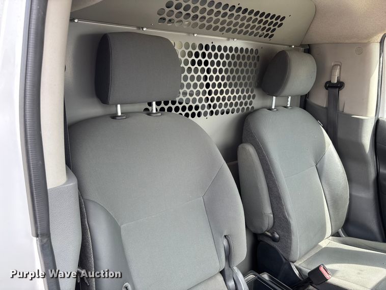 image for item FB3367 2019 Nissan NV200 van