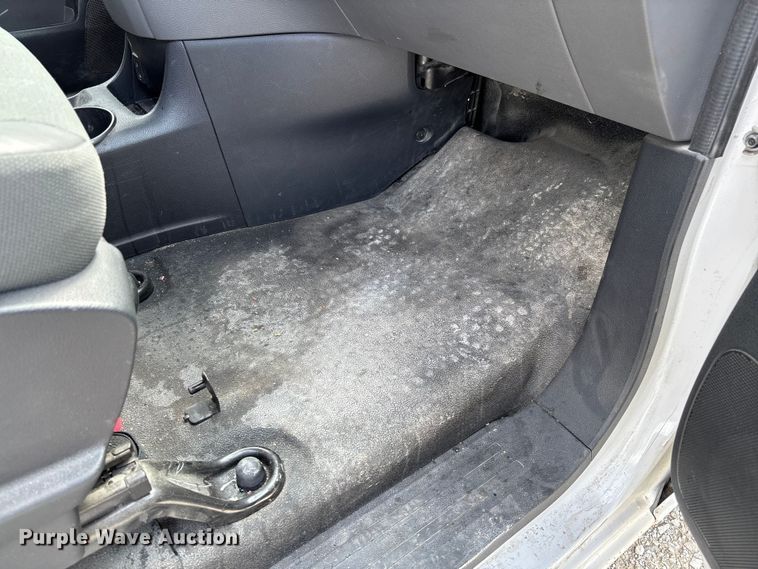 image for item FB3367 2019 Nissan NV200 van