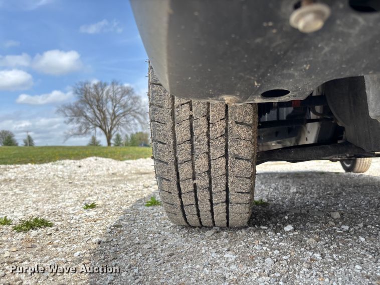 image for item FB3367 2019 Nissan NV200 van