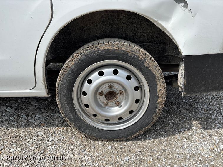 image for item FB3367 2019 Nissan NV200 van