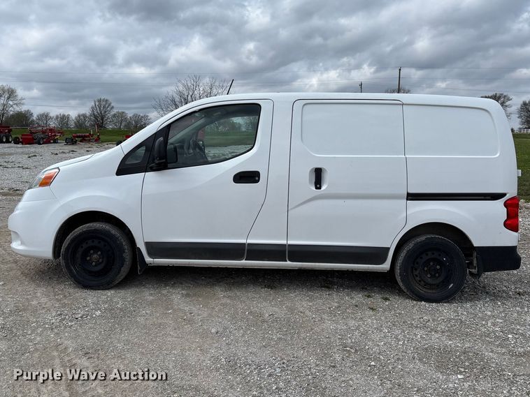 image for item FB3368 2020 Nissan NV200 van