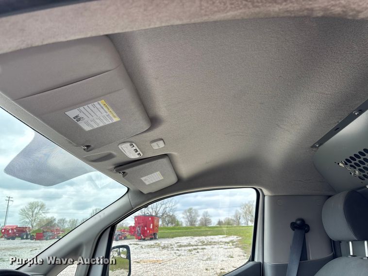 image for item FB3368 2020 Nissan NV200 van