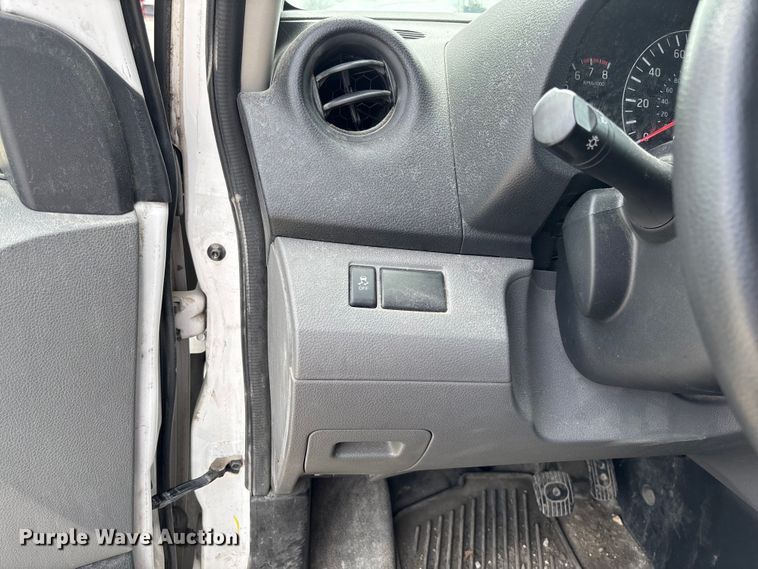 image for item FB3368 2020 Nissan NV200 van
