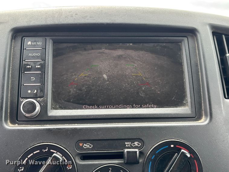 image for item FB3368 2020 Nissan NV200 van